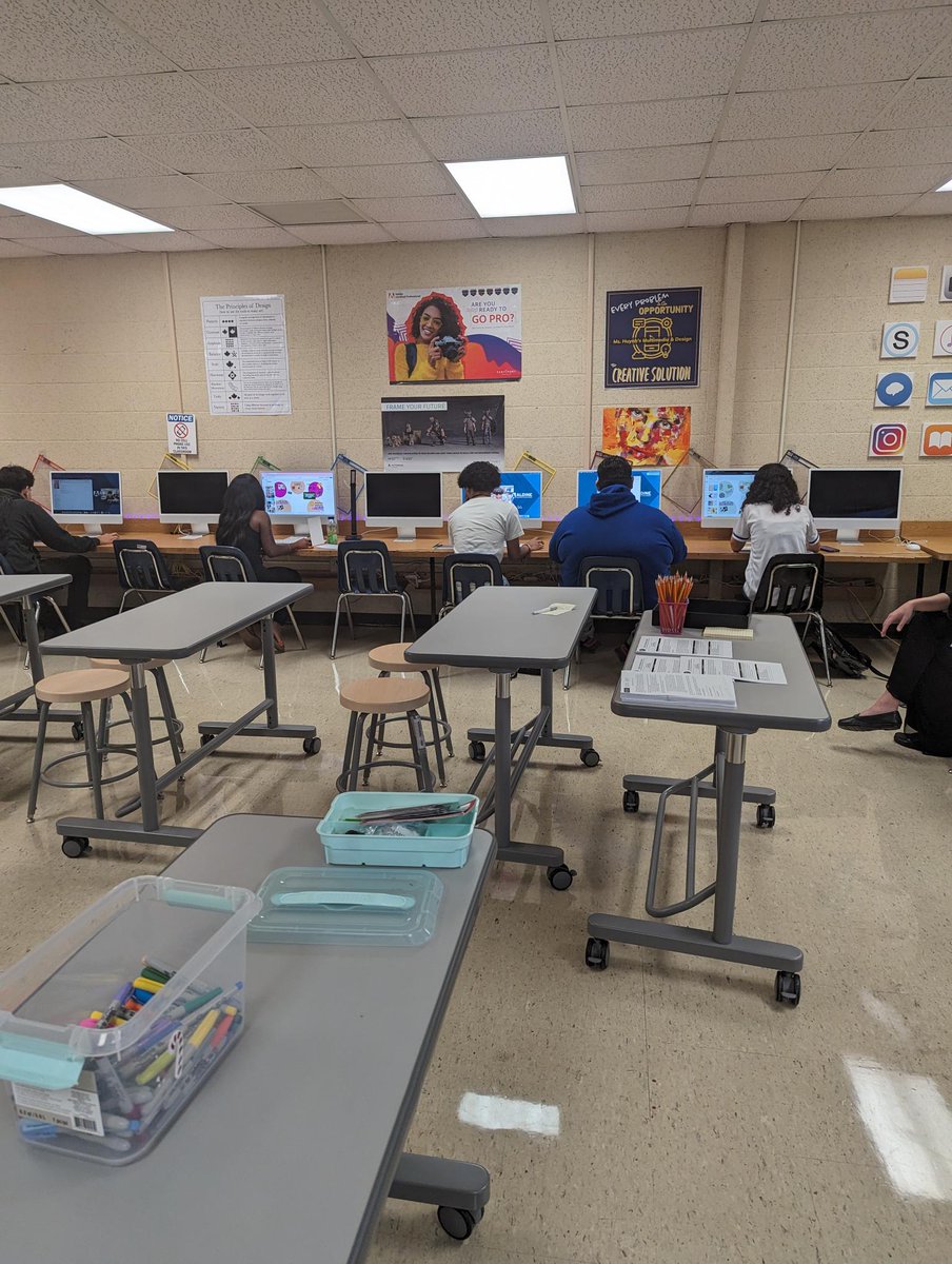 AldineCTE's tweet photo. @NimitzHS_AISD  Animation using Apple iMacs for instruction. Exposing students to windows and Apple platforms is key to student success. Thanks to CTE instructor Thao Huynh doing an exceptional job on that campus. @OOT_AldineISD #GameOn23 #MyAldine @adbustil @EducatorMar10 https://t.co/aXtGPYRHyf