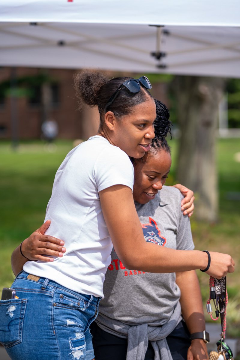 StonyBrookWBB's tweet image. Ain’t no place like home 🏝️

🌊🐺 x #CAAHoops x #MoveInMonday