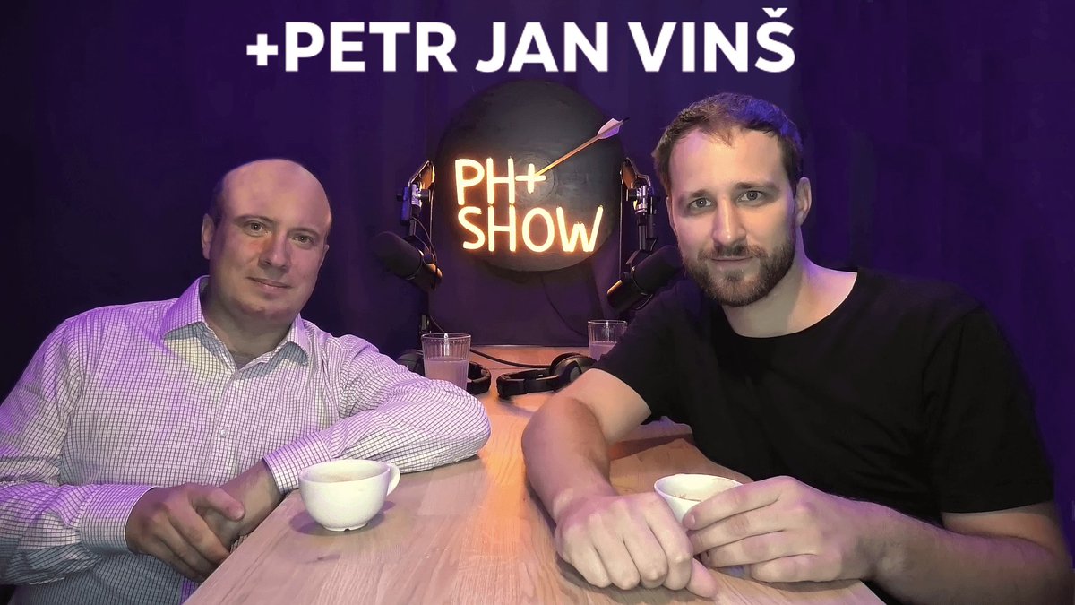 ParohOner's tweet photo. Další díl PH+SHOW je venku!
Chtěl bych moc poděkovat @PetrJanVins!
Tento díl má přes 3 hodiny… Bylo to vyčerpávající, je to extrémně zajímavé a hodně jsme se do toho ponořili.
Sleduj!
https://t.co/rU8OIIgmil https://t.co/R5fJBfOtvm