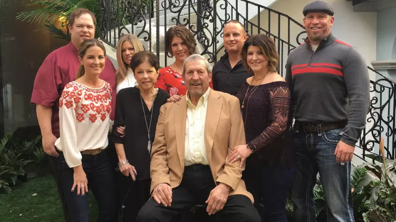 ConcussionCTEfn's tweet photo. Today we remember George Andrie, a key member of the Cowboys “Doomsday Defense” who died 5 years ago today.

His daughter Marie shared his story to honor George's efforts to raise awareness &amp; show support for NFL alumni struggling with suspected CTE.

https://t.co/Elfid5KCVX https://t.co/dDoTJC6cFb
