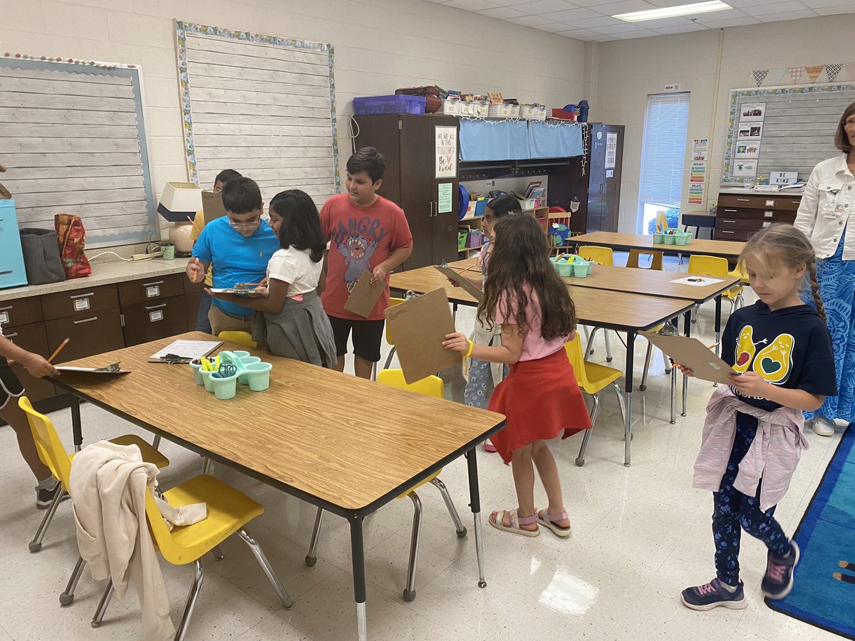 First day of ESOL ✅ 
Working on those speaking &amp; listening English skills while collaborating in the upper grades. <a href="/riverasl3/">Riveras</a> <a href="/DolvinES/">Dolvin ES</a>