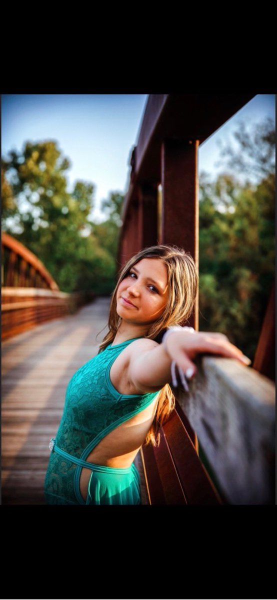 RockvaleHSRockettesDance tweet media