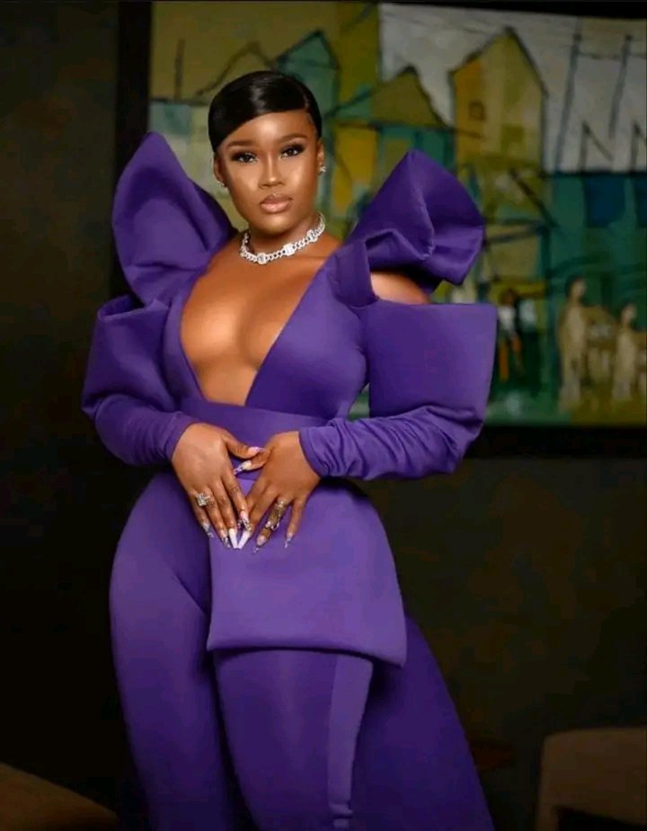Ayomideakanni00's tweet photo. Ceec the real odogwu
The chef
The Director
The King
I Stan an elegant king
#TrueColorXCeec
DIRECTOR CEEC
#BBNaijaAllStars
#BBNaijaAllStar
#BBNaija
#BigBrotherNaija https://t.co/vp6NfDOzdD