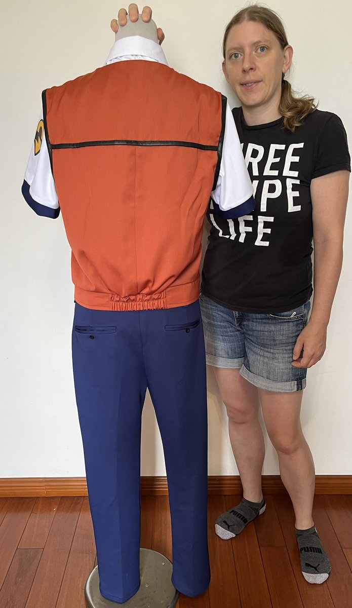cosplaymandy's tweet photo. Feel free to repost-My partner and I made this Asuma Shinohara cosplay from Patlabor as a commission! #cosplay #cosplayer #cosplayers #cosplaycommission #cosplaycommissions #cosplaycommissioner #cosmaker #cosmakers #asumashinohara #asumashinoharacosplay #patlabor #patlaborcosplay https://t.co/SYfjpapbMN
