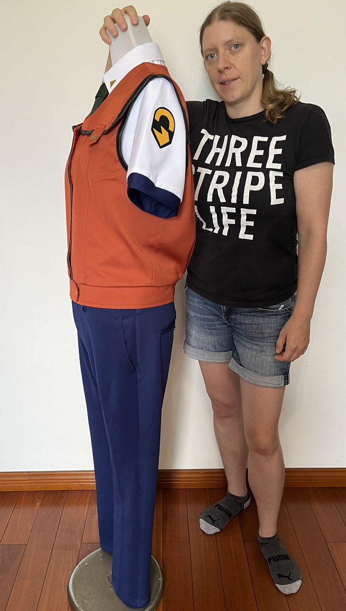 cosplaymandy's tweet photo. Feel free to repost-My partner and I made this Asuma Shinohara cosplay from Patlabor as a commission! #cosplay #cosplayer #cosplayers #cosplaycommission #cosplaycommissions #cosplaycommissioner #cosmaker #cosmakers #asumashinohara #asumashinoharacosplay #patlabor #patlaborcosplay https://t.co/SYfjpapbMN