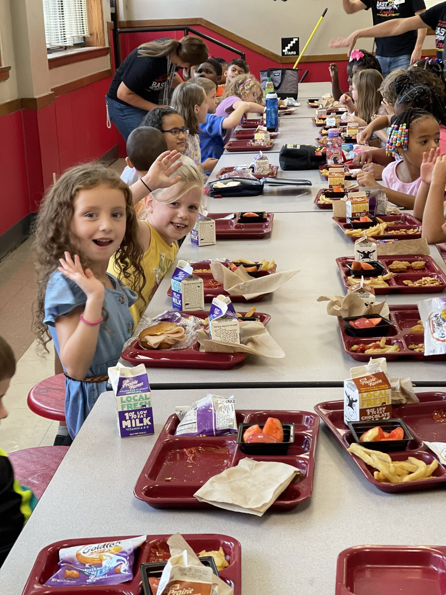 East Elementary tweet media