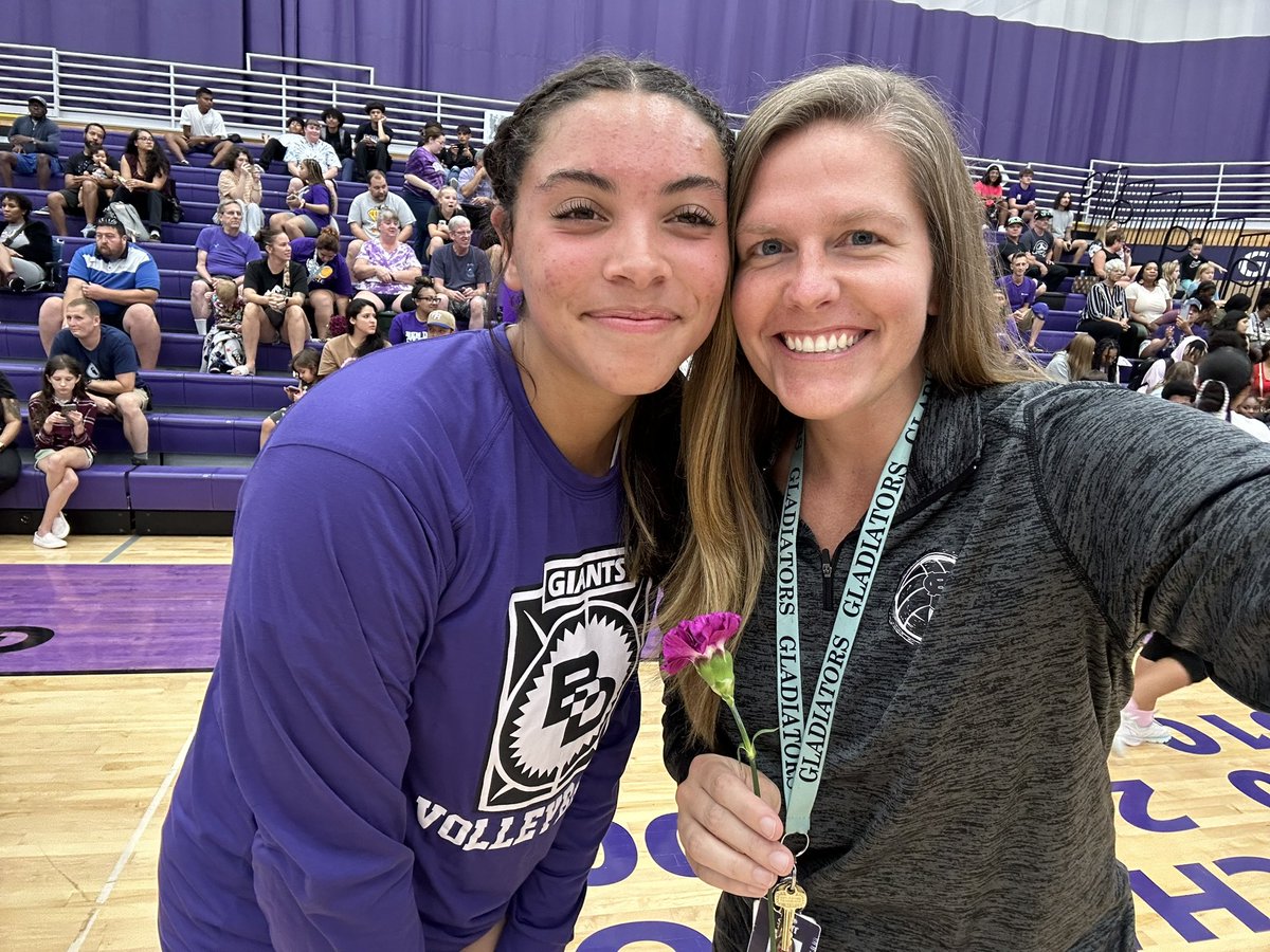 chcmrsjohnson's tweet photo. Honored to be chosen by two of the greats at Teacher Appreciate Night by former players of mine! Thank you Bailee and Riley (missed you tonight) 💜 #wearewayne https://t.co/TNEqyuzR3B