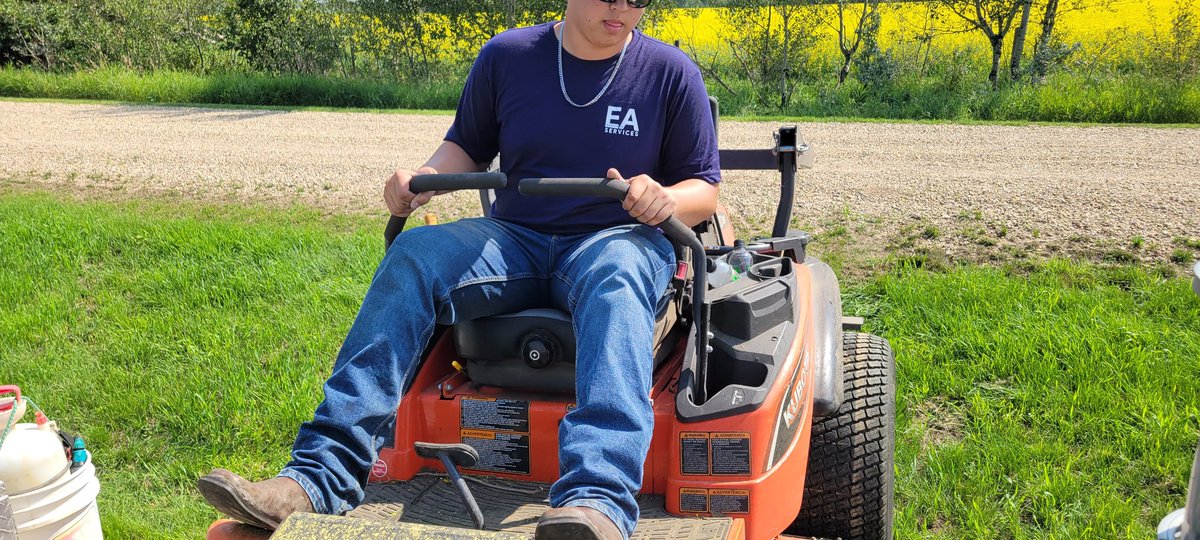 EAServicesLtd's tweet photo. Cheers to an amazing summer with Colby Norman, our dedicated summer student! 🌞🌱 His hard work and positive attitude made a huge difference!
As we wrap up, we're excited to announce that we'll be searching for 2 summer students this winter to join our EA team next year! 🌟 https://t.co/pnjHUH3ZJi