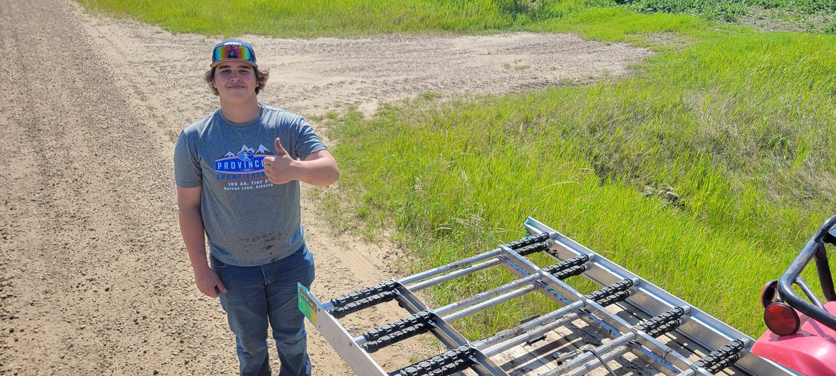 EAServicesLtd's tweet photo. Cheers to an amazing summer with Colby Norman, our dedicated summer student! 🌞🌱 His hard work and positive attitude made a huge difference!
As we wrap up, we're excited to announce that we'll be searching for 2 summer students this winter to join our EA team next year! 🌟 https://t.co/pnjHUH3ZJi