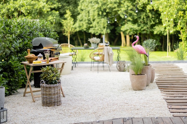 hugoq_realtor's tweet image. 🌼 Outdoor Decor Tips: Avoid These Mistakes! 🌟
Get your outdoor space ready for the best gatherings! ☀️🏡 posts.gle/WfUsjs
#OutdoorDecorMistakes #CreateYourOasis #YourRealtorHugo #realestate
