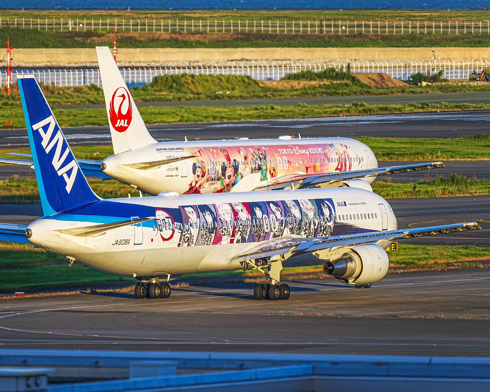 ポスター ANA 全日空 B767就航記念 松山空活 ANA全日空🇯🇵 B777-300（非ER） JA753A 1998年登録の