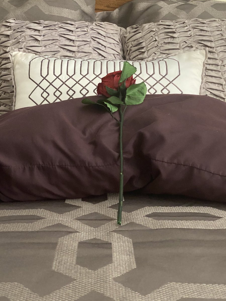 King Charming™© tweet media