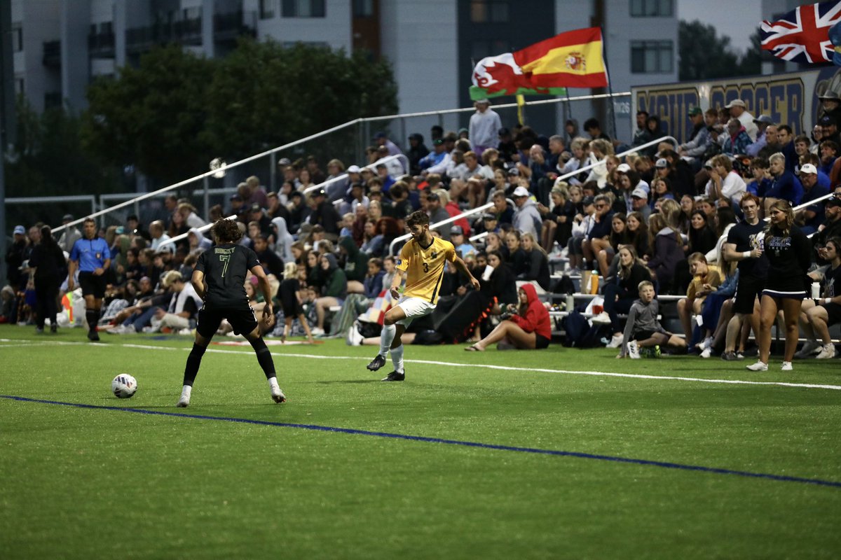 MSUBsports's tweet photo. Saturday was sweeeeeeet!🤩🤩

A record breaking crowd joined us on the new turf under the lights for the Rimrock Rivalry! Can’t wait to see you at Yellowjacket Field all season long!

#MSUBWSOC | #MSUBMSOC https://t.co/jZ31fZMtws