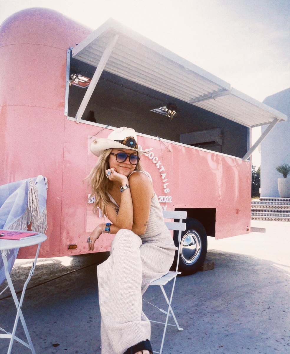 Graycie York tweet media