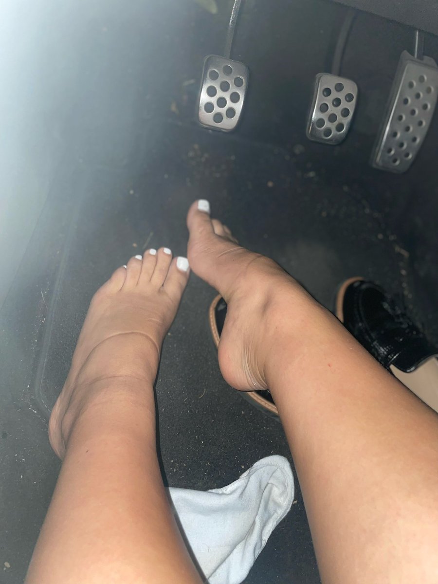Finished work late 🥵 driving home barefoot 😉