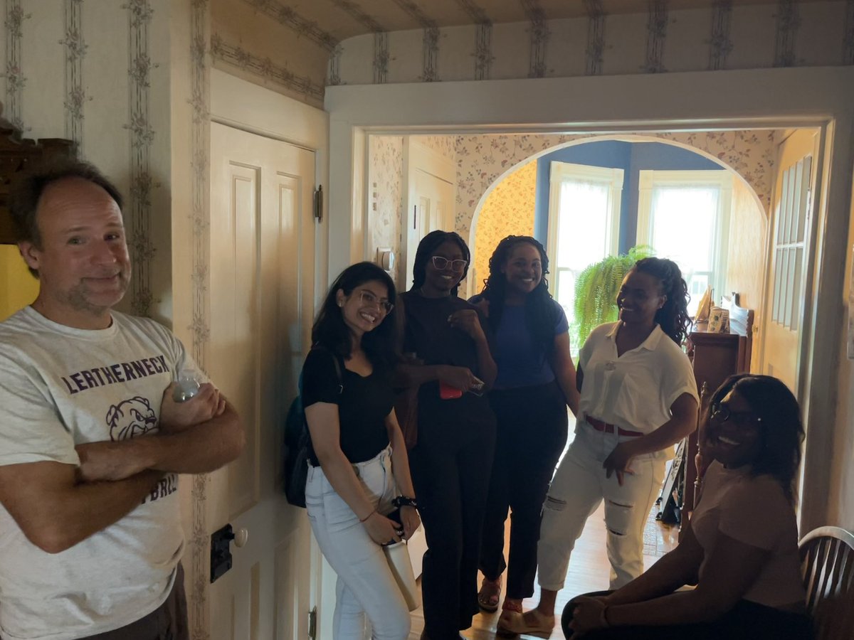 WIU_GenExpPsych's tweet photo. A few photos from the Psychology Graduate Student Orientation at our department chair’s home! Thank you Dr. Lane for your hospitality 💜💛 https://t.co/lDSCfzX0b3