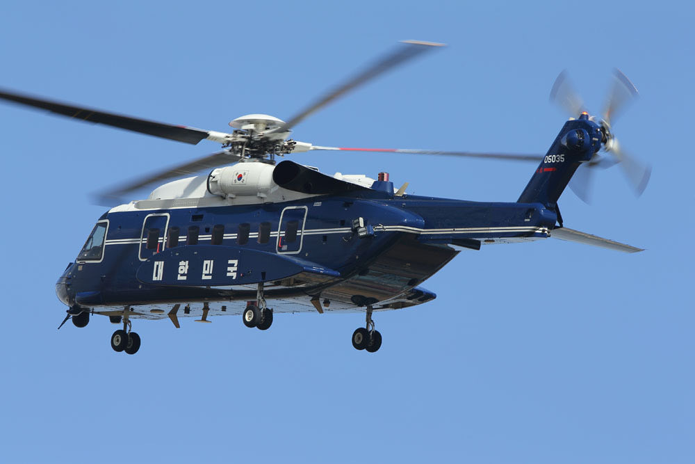 Yupit11's tweet photo. CH-92          05050     RokAF
BK117-C2     JA298R   茨城県
AW139         M72-02    Malitim Malaysia
LYNX             M501-6   TLDM

#世界ヘリコプターの日 https://t.co/OwLOeKAuLe