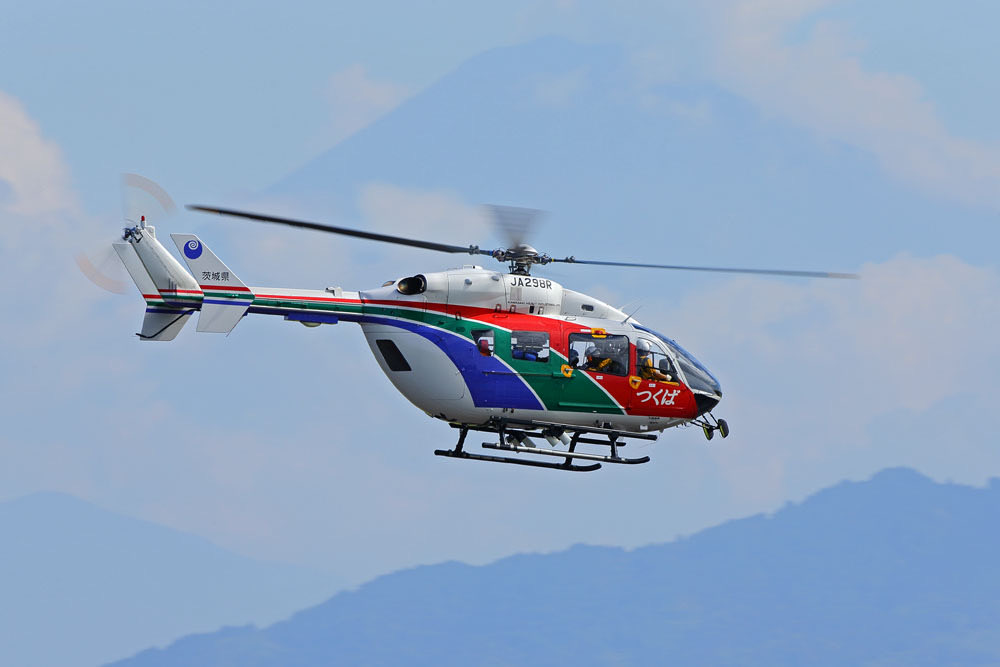 Yupit11's tweet photo. CH-92          05050     RokAF
BK117-C2     JA298R   茨城県
AW139         M72-02    Malitim Malaysia
LYNX             M501-6   TLDM

#世界ヘリコプターの日 https://t.co/OwLOeKAuLe