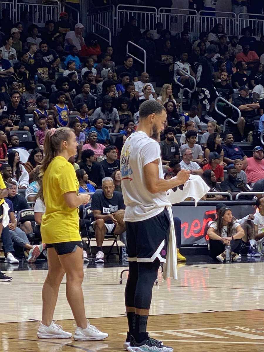 UMBC Women’s Basketball tweet media