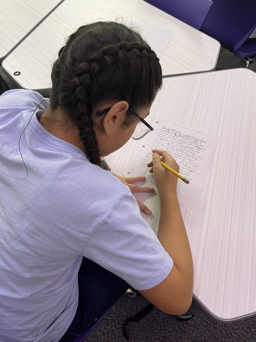 MrsBlacksWorld's tweet photo. Everyone writes during Academic Hour on Mondays @AngletonJH! 🖤📝
#unstoppableAJH
#academichour https://t.co/qtc24MToSf