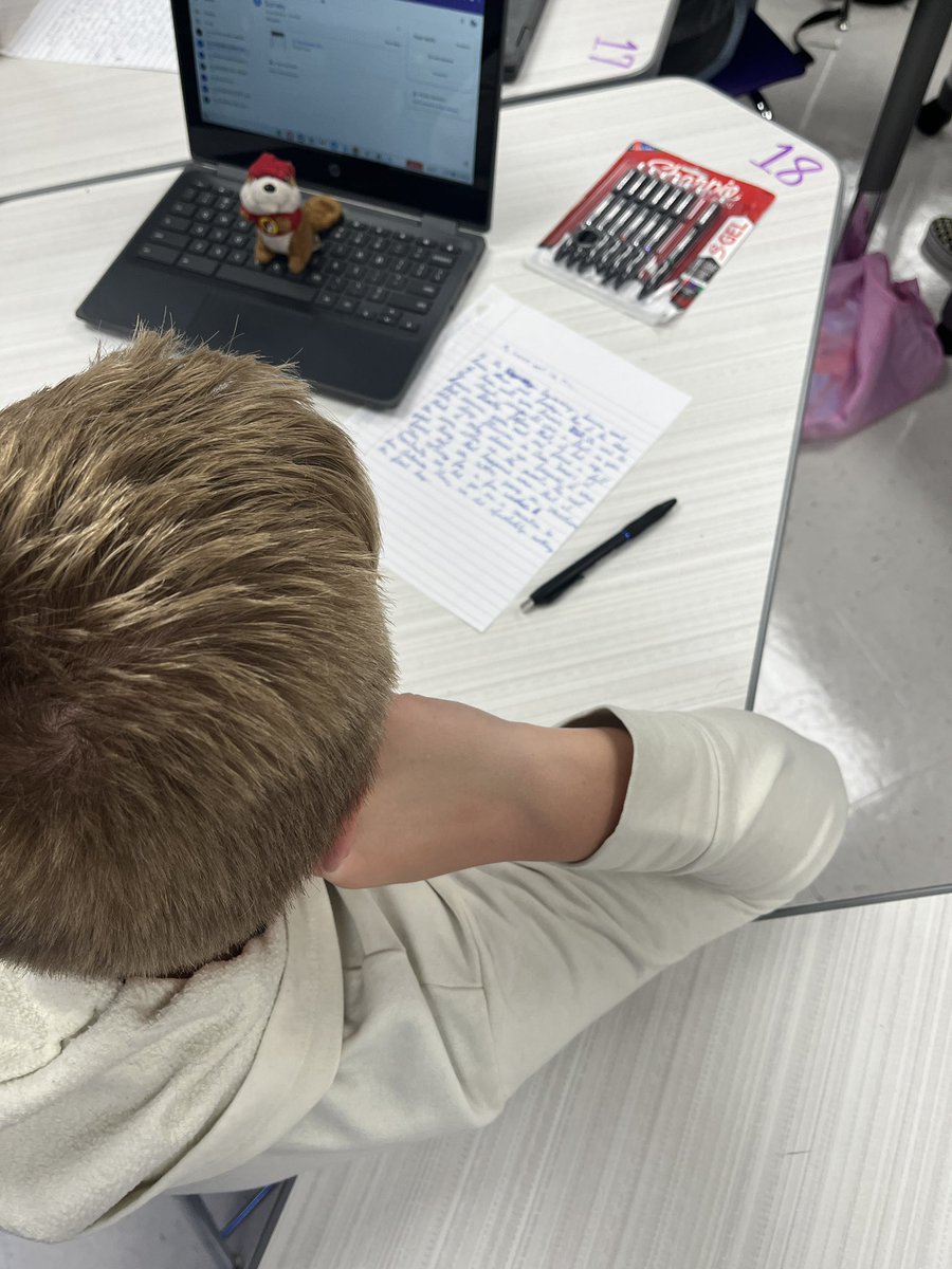 MrsBlacksWorld's tweet photo. Everyone writes during Academic Hour on Mondays @AngletonJH! 🖤📝
#unstoppableAJH
#academichour https://t.co/qtc24MToSf