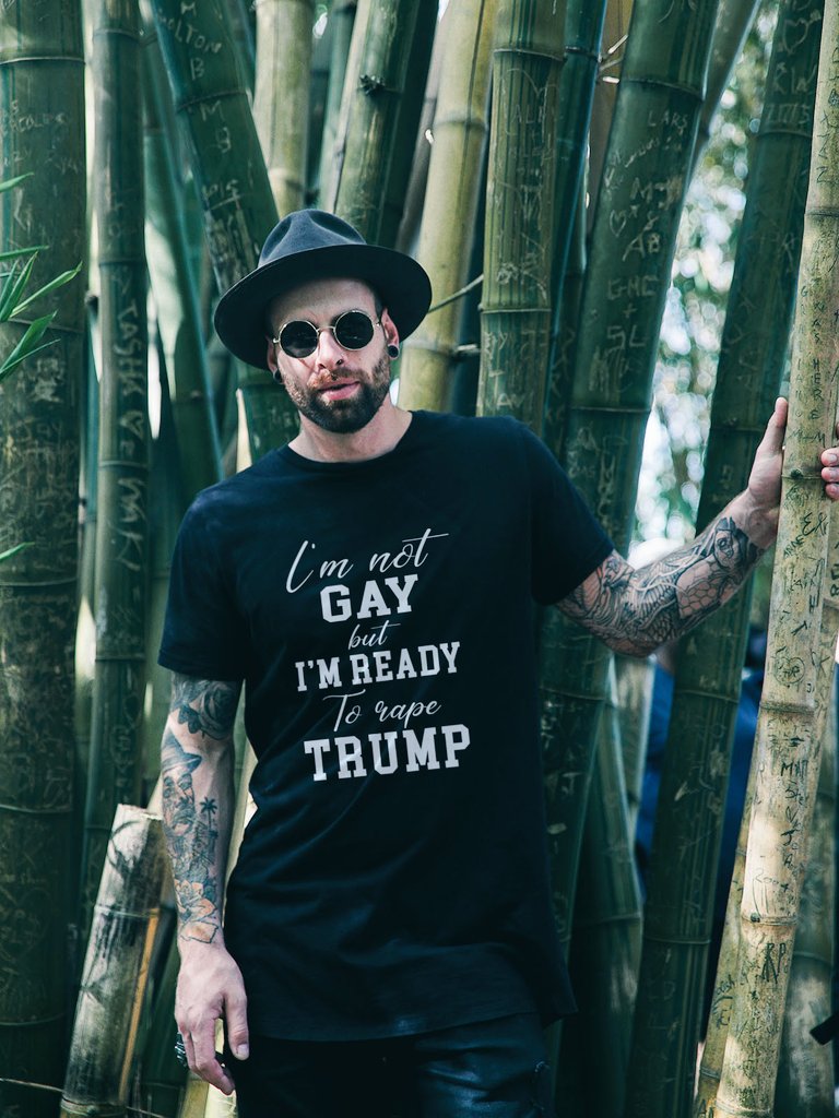 retweetalltw's tweet photo. 😂😂😂😂😂😂 T-shirt of the day 
"i'm not gay, but i'm ready to rape trump" 
#trump #fucktrump #antitrump #trump2024 #trumpbiden #biden #BidenWorstPresidentEver #BidenHarris2024 #bidentrump 
@nucleicvladcids @rangel_Gavin @Alexand32359121 @mangogreggz @babygrapefruit @rbisrb https://t.co/24lCE4k9Jb