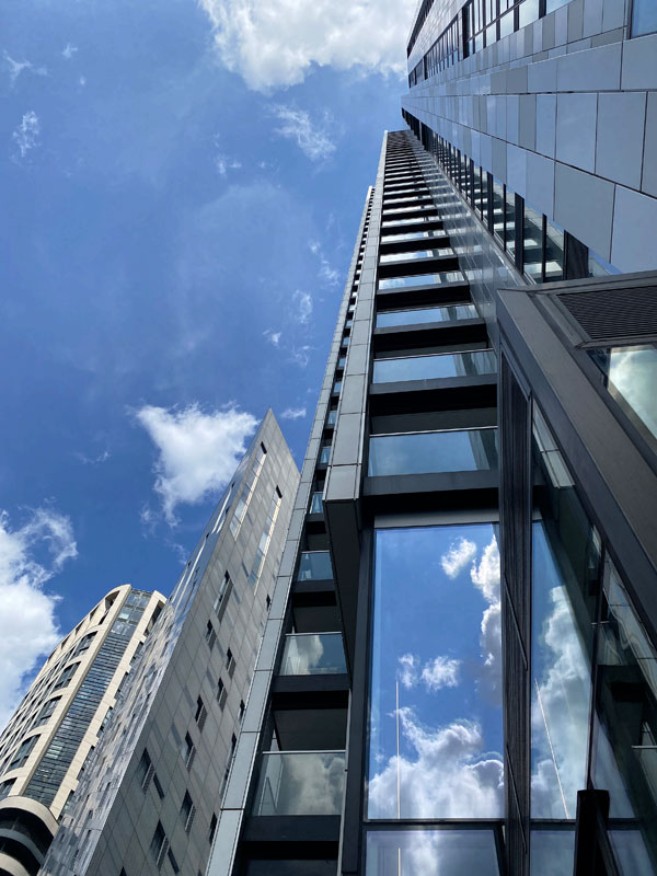 eugpower's tweet photo. "Walking" #107
#modernistarchitecture #photography #walking #outdoors #oldstreet #winter #skies #clouds #urbanphotography #iphonephotography #theatlasbuilding https://t.co/Yzy2eooI1L