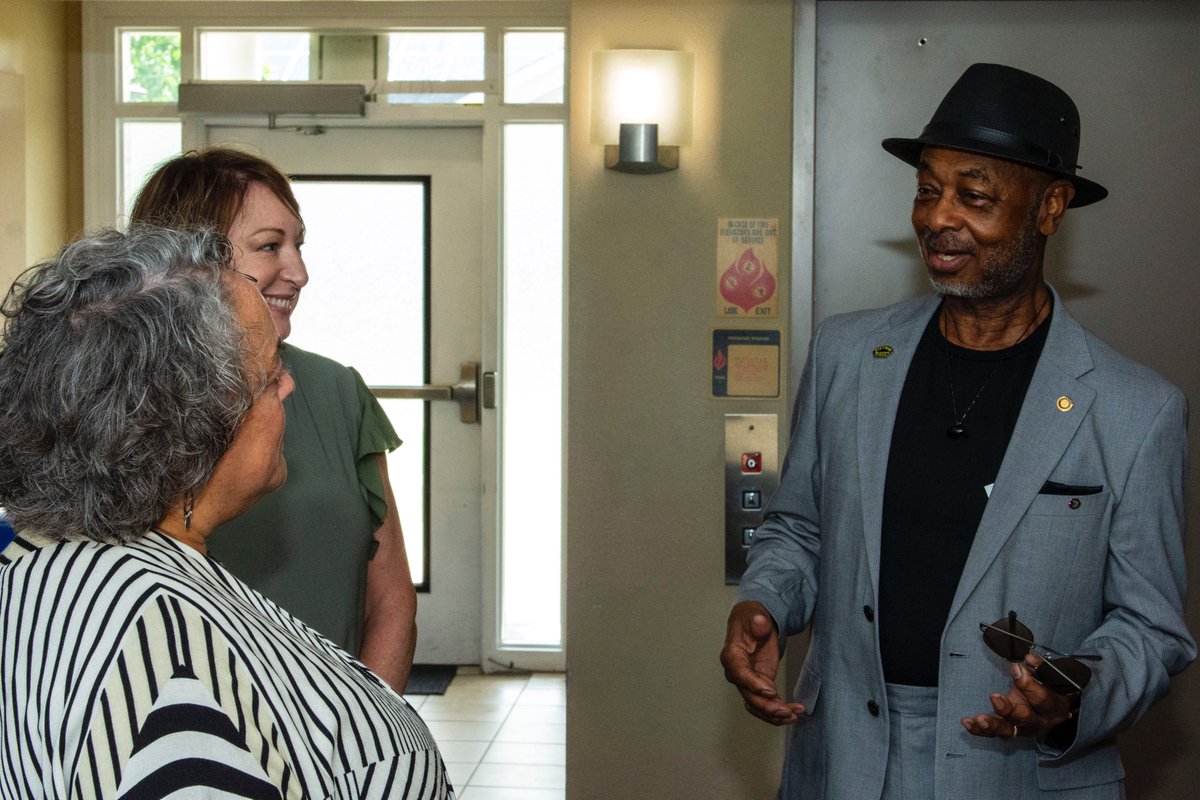 Blue Springs tweet media