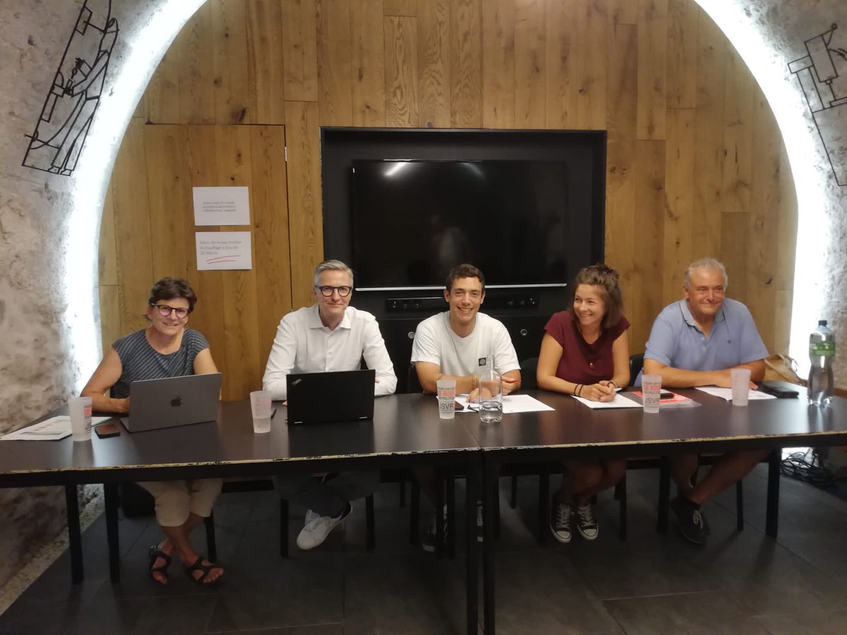 Aujourd'hui, nous avons annoncé l'apparentement des forces de gauche valaisannes pour les élections fédérales ! 💪

Ensemble avec nos partenaires, nous voulons voir la gauche progresser lors de ces élections et avons pour objectif l'obtention d'un troisième siège de gauche. 🌹