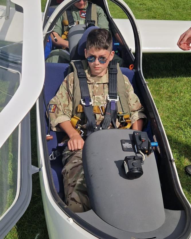 Yesterday cadets Malpus, Knowles, Roughly and Leech from 969 St Helens Sqn attended 645 VGS at RAF Topcliffe to conduct their gliding induction flights! The 4 cadets took to the skies of North Yorkshire in the Viking T1 glider, learning how to control pitch roll and yaw.