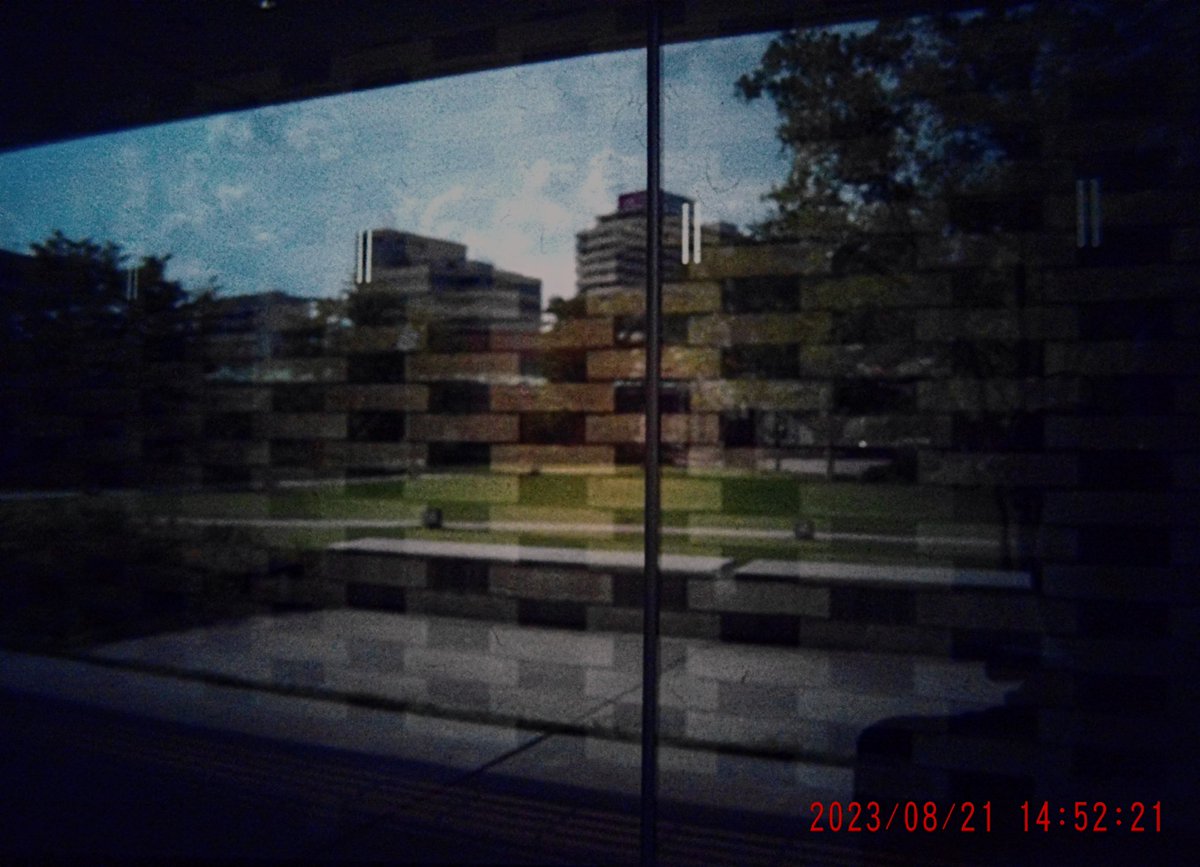 HoshiaiKouji's tweet photo. ［#俺らのprovoke］181.2.3

【フレネル未搭載】【Mモード】【1/60~1/125 秒】【f 5.6 1/2, 8 , 11 】【28,35,50ｍｍ】

#imback35 #imbackofficial

#ライカR 6.2 バリオ・エルマーR 28-70mmF3.5-4.5 https://t.co/zKh4uvNh8J
