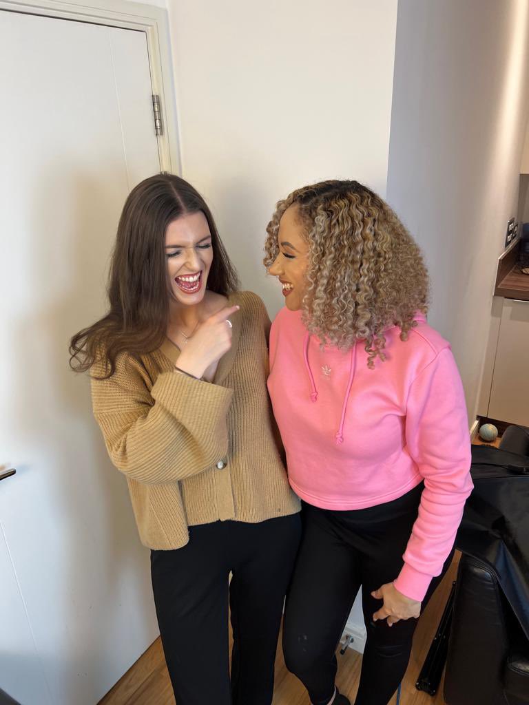 HeyBingers's tweet photo. 🚨 NEW EP ALERT 🚨 

What would you do if you had a remote to control your life? ⏮️✨⏭️

We’ve  been to see new horror film, ‘Talk To Me’ and we share our thoughts on RackaRacka’s first feature film 🎬🍿

Check our latest episode - link the bio 🎧 https://t.co/cXqwNRvnb3