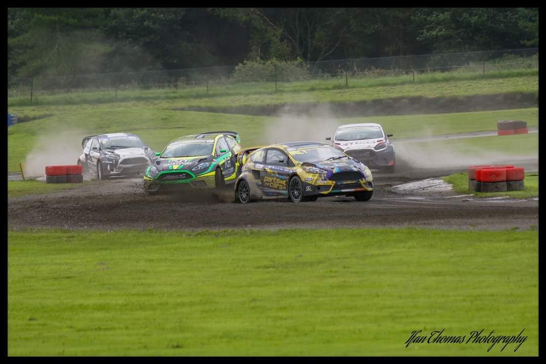 ifanthomas73's tweet image. #PembreyCircuit #5nationsBrx #rallycross #ifanthomasphotography
