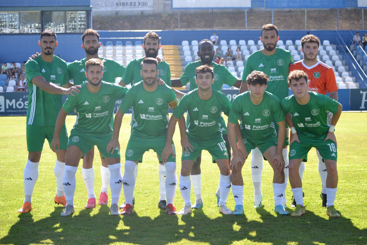 Cfpozuelo's tweet photo. GALERÍA🟢⚪️| Aquí os dejamos las mejores 📸 del segundo partido de Copa RFEF de ayer 

CF Pozuelo ©️ https://t.co/g2c9BTrLLs