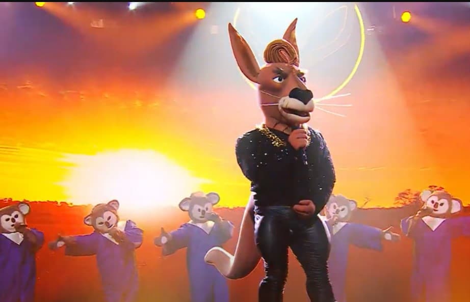 TVBlackbox_News's tweet photo. THE MASKED SINGER AUSTRALIA: Who’s Behind the Kangaroo Mask?
Read More -> https://t.co/tAhqK7Etiy
#Channel10 #TheMaskedSingerAustralia https://t.co/noQFGl6U6i