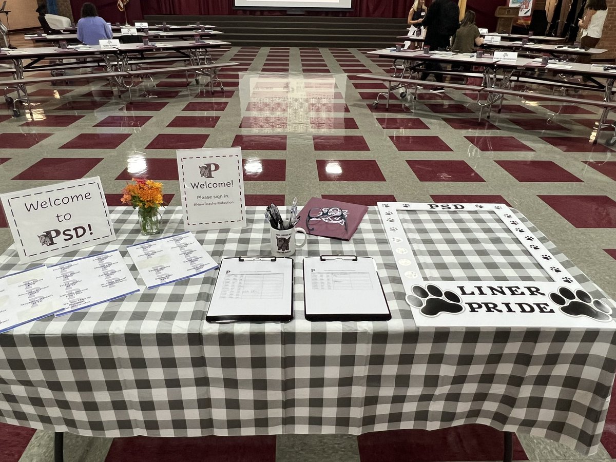 PAWSitivelyPES's tweet image. PSD welcomes 27 new educators at today’s New Teacher Orientation &amp;amp; Induction! #SystemOfSupport #LinerPride @PSD_AsstSuper @HendershotKirby