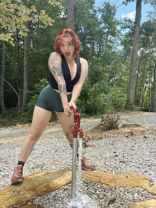 I&rsquo;m a natural gusher myself 😈💦 https://t.co/xBUz9Y9zDZ