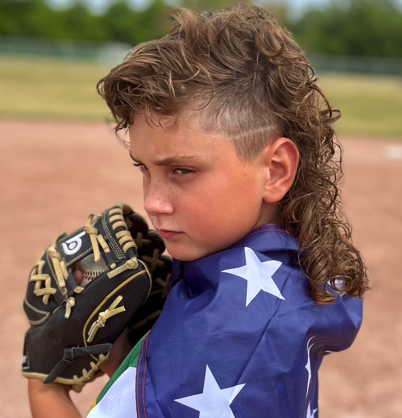 goatwasser's tweet photo. Business in the front, party in the back and curls all around for 10-year-old Emmett Haire.

Yes, his last name is Haire &amp; he just finished at No. 15 in the @MulletChampUSA. Safe to say he did his name justice.

Watch @FOX17 tonight at 7 &amp; 11 for his full story. https://t.co/cWi3Rh4860
