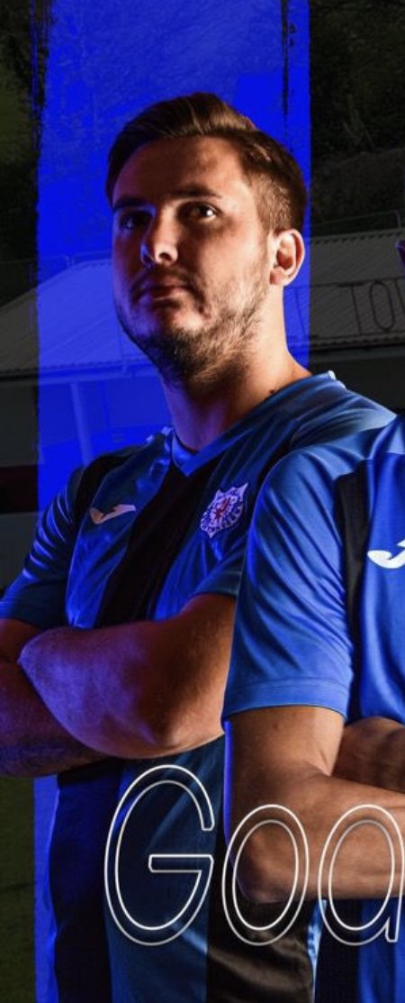 Hmmm shall I go for the fish dinner or the sausage dinner 🤔 ahhh fuck it both