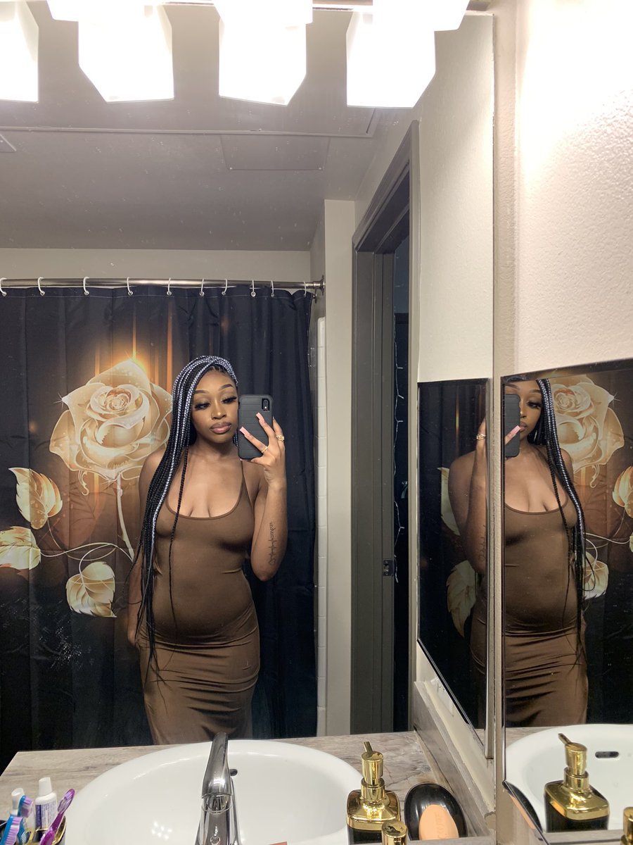 R’Tyvia 🦋 tweet media