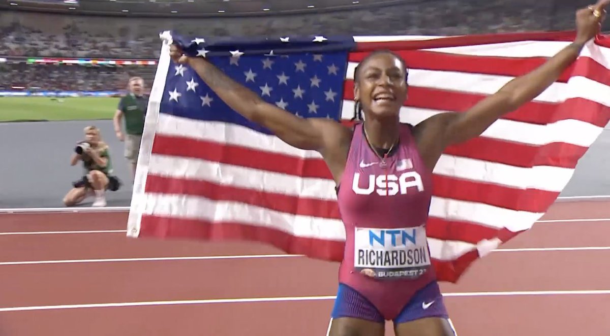 IT'S SHA'CARRI!!

WORLD CHAMP

10.65