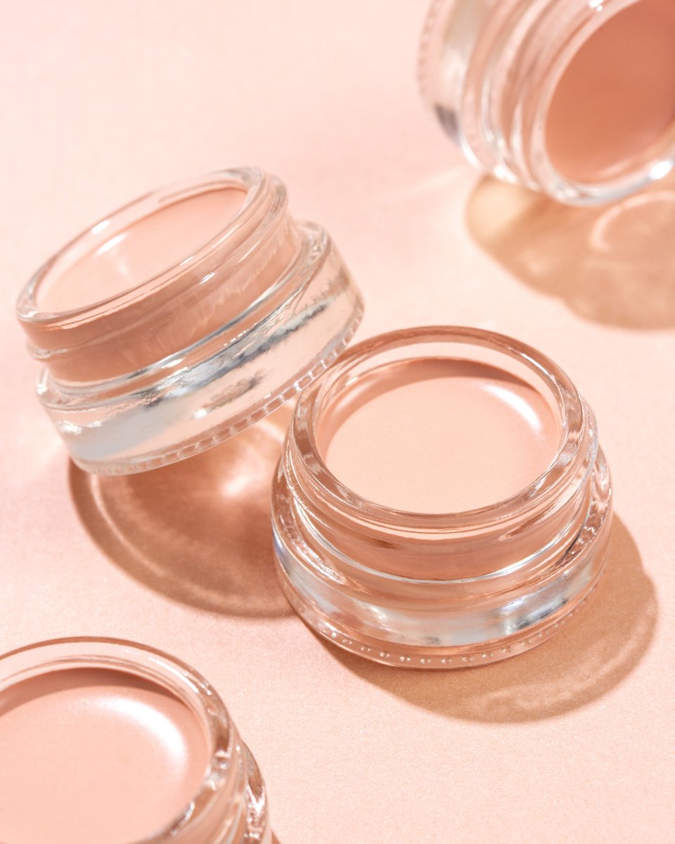 Trust—this is a pot of gold 🌟 <a href="/luneandaster/">Lune+Aster</a> HydraGlow Undereye Brightening Corrector masks the look of dark circles by canceling out purple tones, refreshing your undereyes before you even apply concealer. No matter how tired you are, this formula won't let 'em know 😉