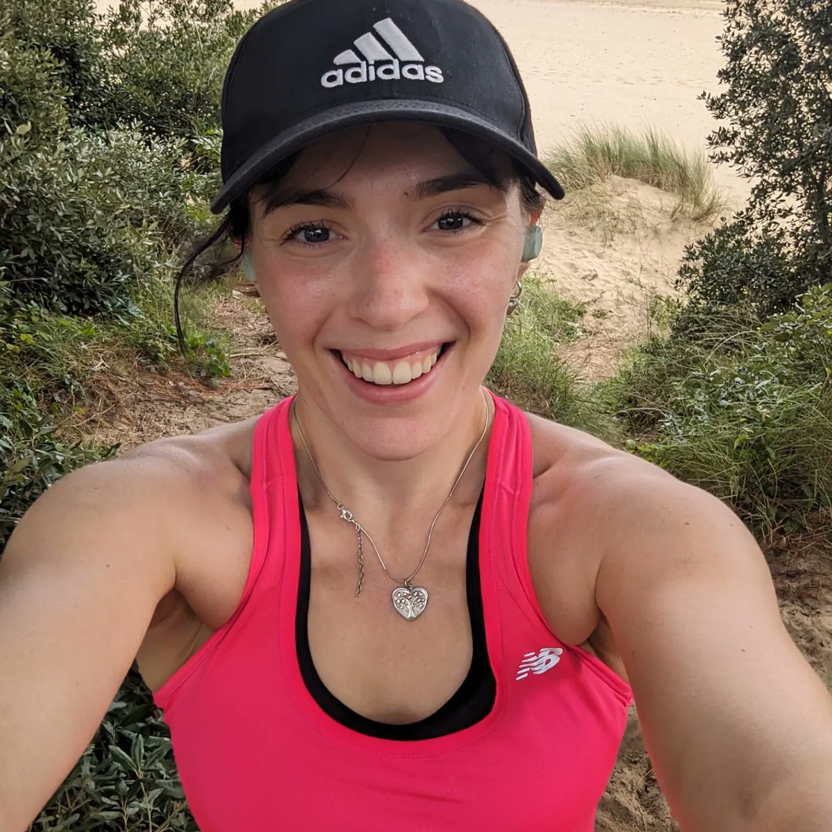 Finished my last day as a student ambassador with a 5k along the beach. So exciting to have graduated and be a teacher but I will miss campus and everyone at uni!