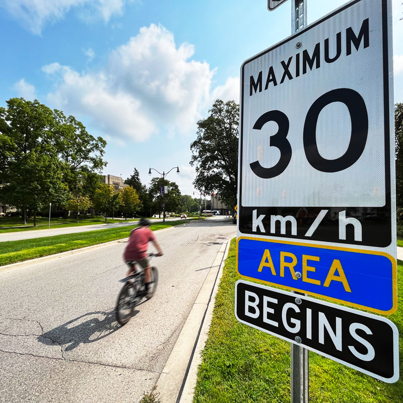 FM is taking steps to reduce vehicle speeds <a href="/WesternU/">Western University</a> by changing the posted limit to 30km/h, adding a median on Huron Dr, and installing pedestrian crossovers on Perth Dr and Huron Dr. Thank you for your support in keeping our roadways and crossings safe. uwo.ca/fm/what/initia…