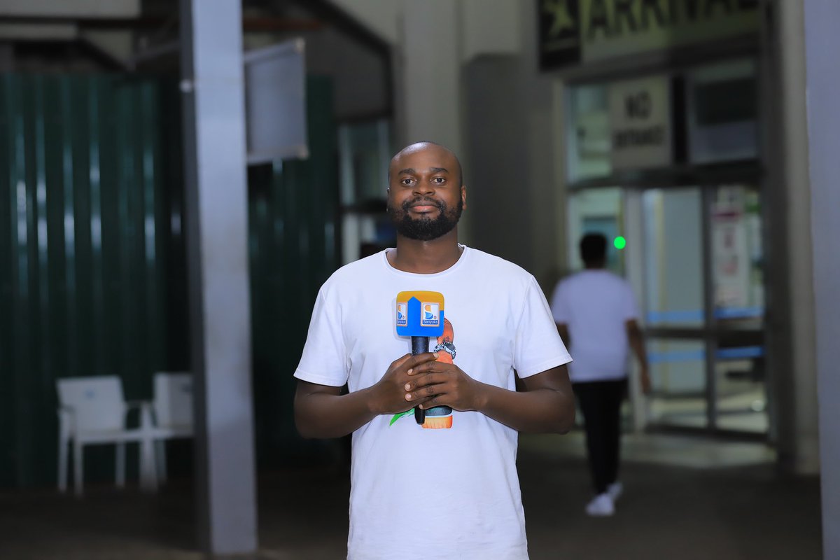 brianwaako2's tweet photo. Artists, who told you that every Journalist is broke? I saw @Ksheebah1 attacking @SeguyaJoseph over wealth. Some of us are wealthier than 70% of the artists. We drive well, sleep well and travel well more than these artists. Many are dating sugar daddies to survive. Stop this 🙏 https://t.co/B48zNJxID0