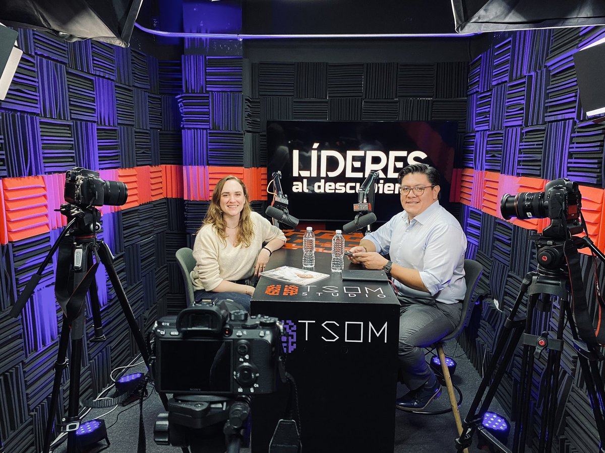 📹 <a href="/claudiamdelpozo/">Claudia Del Pozo</a>, fundadora y CEO del <a href="/EonInstitute/">Eon Institute</a>, está en el estudio de Líderes al descubierto, de C-Level. ¡Próximamente en YouTube y Spotify! Conduce <a href="/Anyerlab/">Bogart Montiel</a>

Producción: TSOM Studio