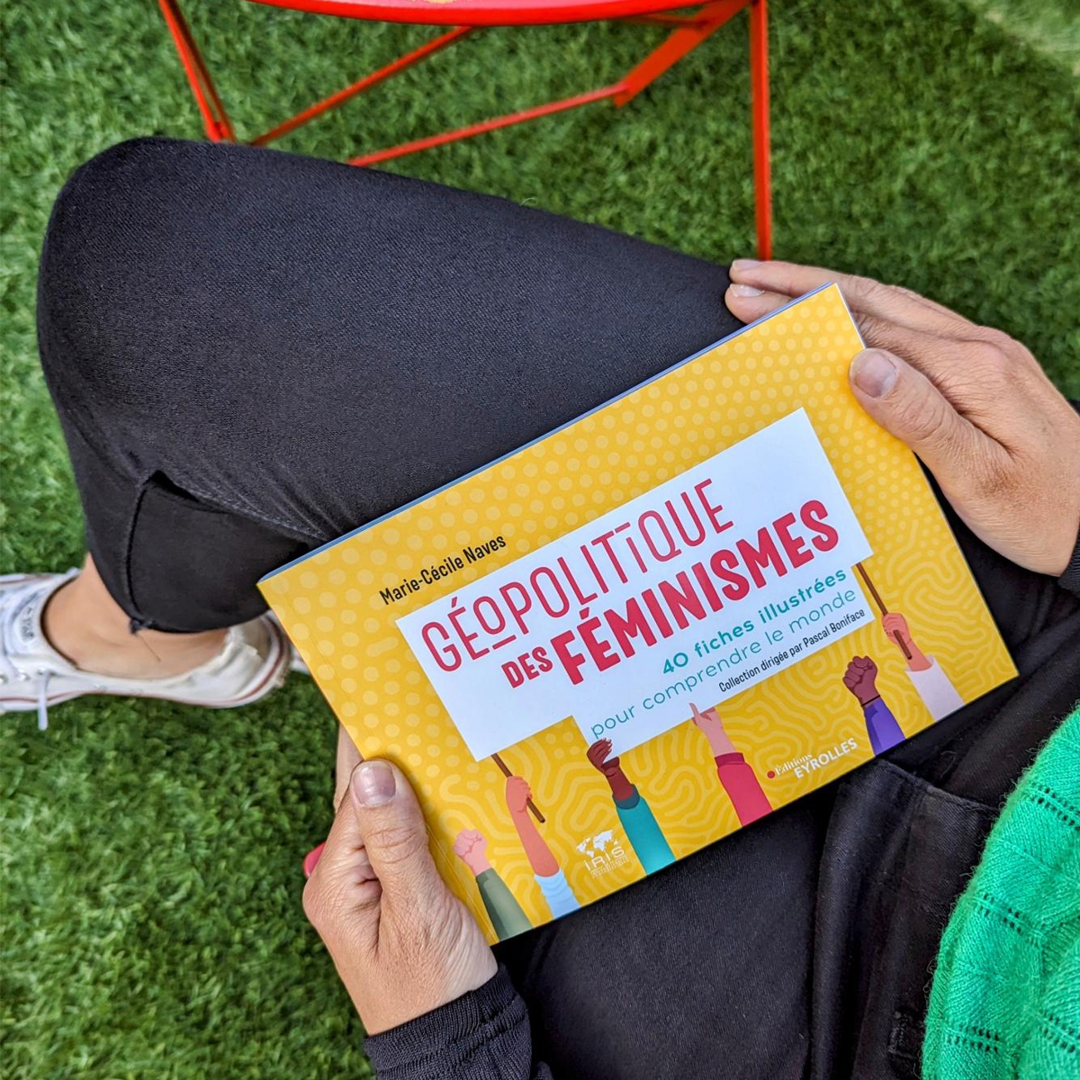 𝗦𝘂𝗴𝗴𝗲𝘀𝘁𝗶𝗼𝗻 𝗹𝗲𝗰𝘁𝘂𝗿𝗲 𝗱𝘂 𝗖𝗦𝗙!  ⁠
Géopolitique des féminismes - 40 fiches illustrées pour comprendre le monde, par Marie-Cécile Naves
