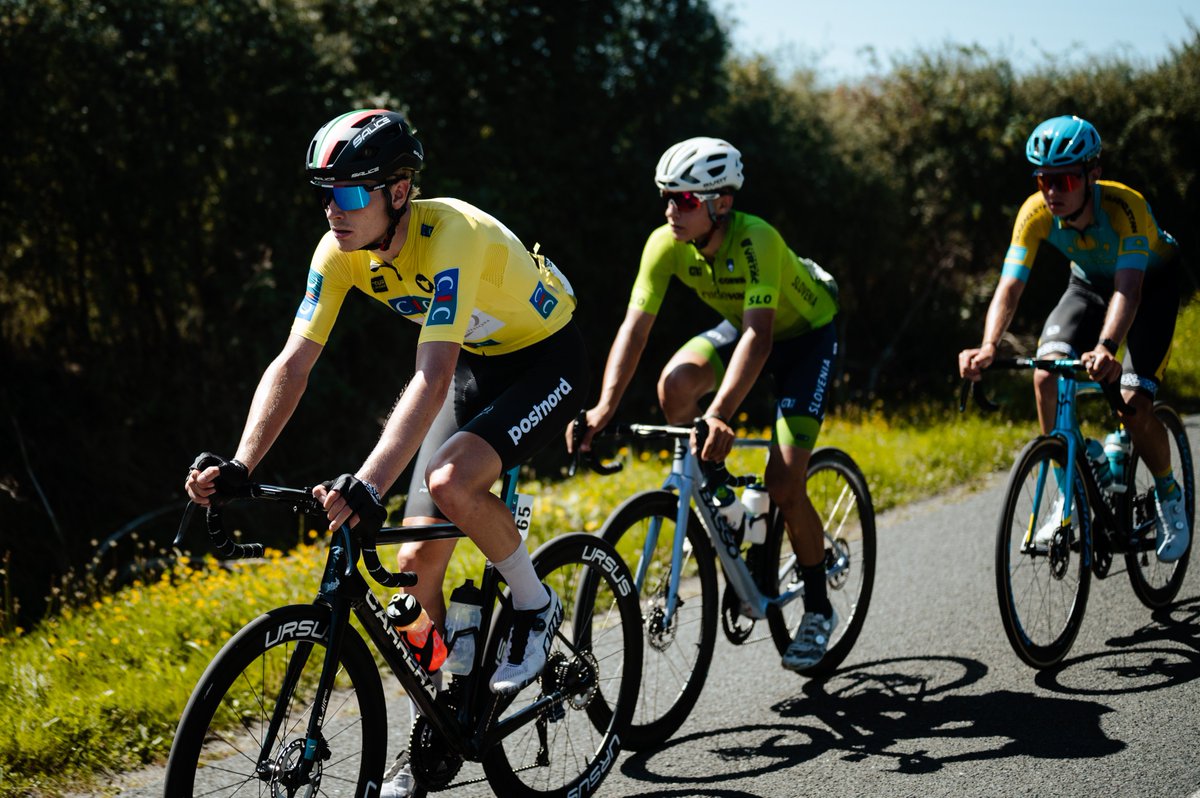 tourdelavenir's tweet photo. Étape 2️⃣, Riley Pickrell sur le fil

🇨🇦 Serré, très serré, mais le verdict est en faveur du Canadien Riley Pickrell aux dépens du Polonais Fratczak qui commit l’erreur de couper trop tôt son effort.

#TDAV #TourdelAvenir ✨ https://t.co/eigljxaqdc