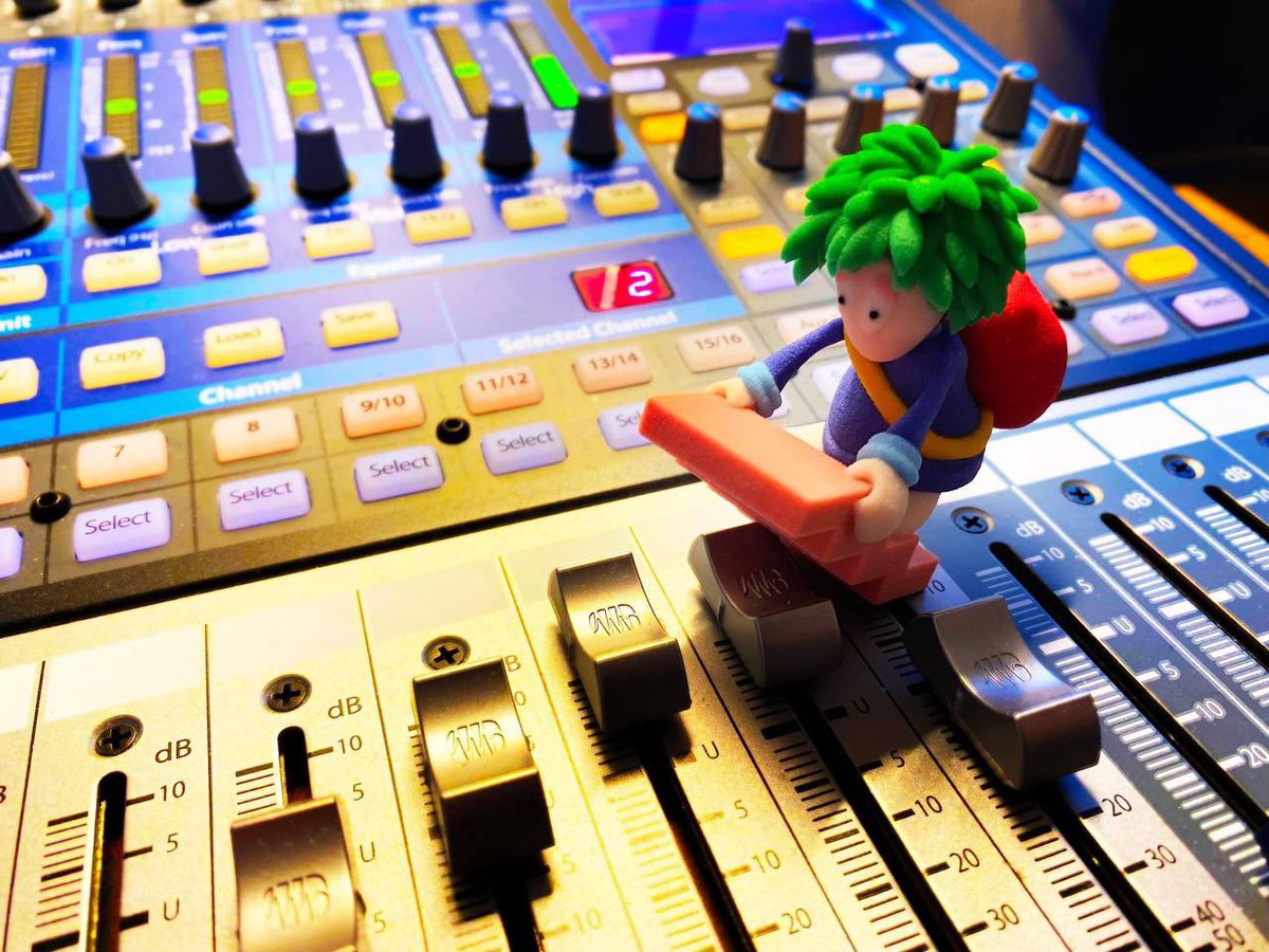 <a href="/CommodoreBlog/">CommodoreBlog</a> <a href="/mdf200/">Mike Dailly™ 🏴󠁧󠁢󠁳󠁣󠁴󠁿🇺🇦🇵🇸💙🌱</a> <a href="/RussellKay/">Russell Kay</a> <a href="/snap2grid/">Steve Hammond @snap2grid@mastodon.social ⌨️</a>