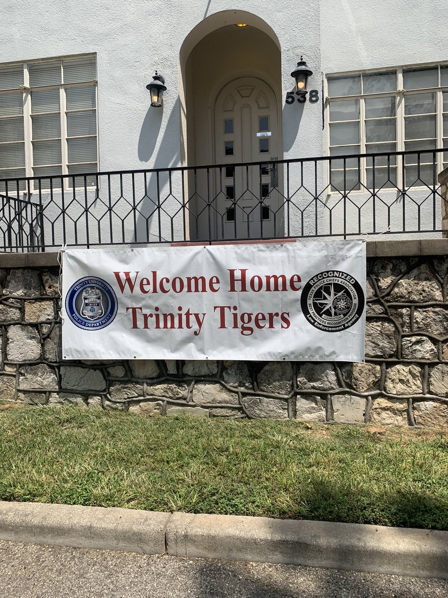 tupd538's tweet photo. From TUPD to our wonderful students and staff, we would like to welcome all our Tigers back! https://t.co/4iuQZqdi8L